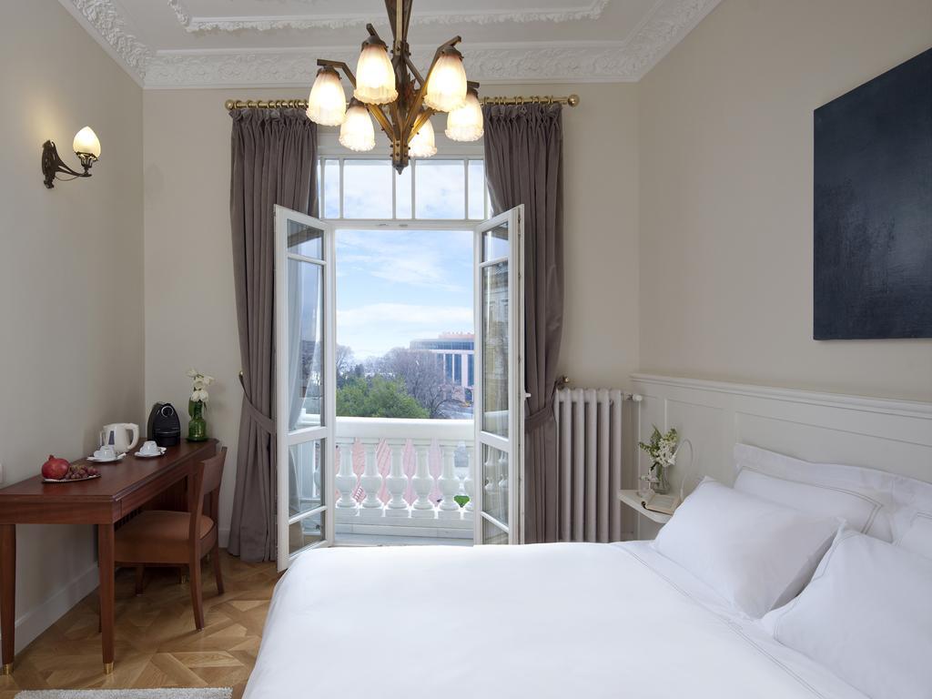 Armada Istanbul Pera Hotel Exterior photo